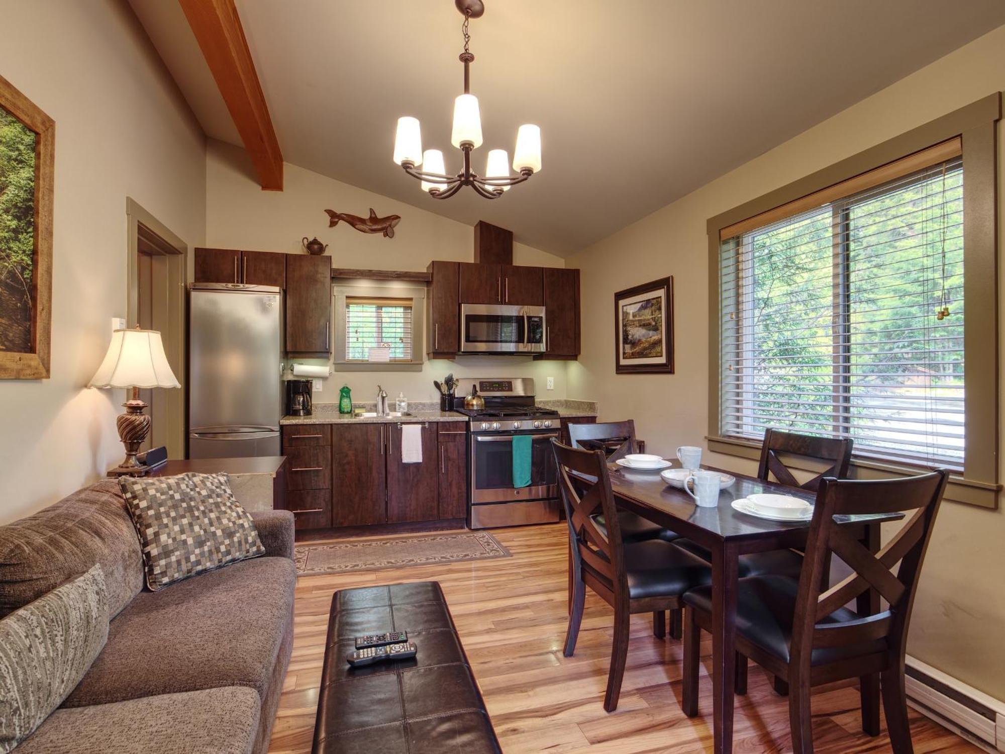 Handsome Dan'S Vacation Cottage Rentals Port Renfrew Oda fotoğraf