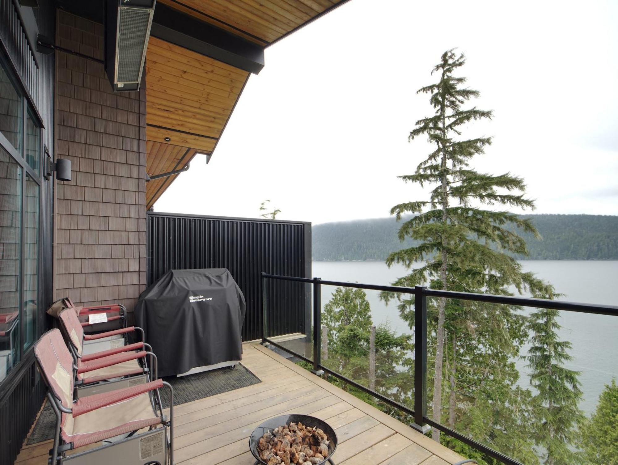 Handsome Dan'S Vacation Cottage Rentals Port Renfrew Oda fotoğraf